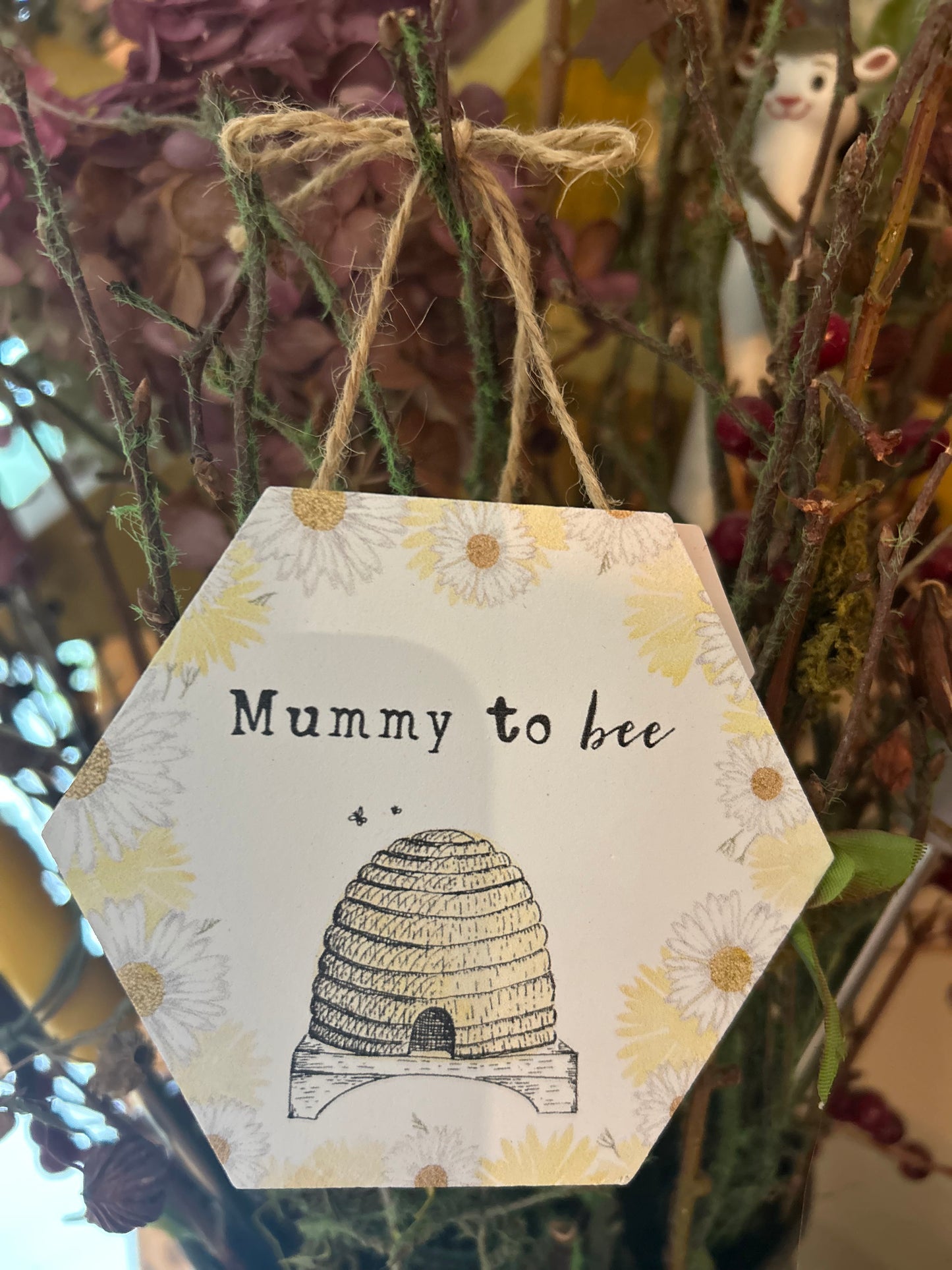 WHAT'S THE BUZZ - Mummy to be 4x4 Octagon Wood Sign